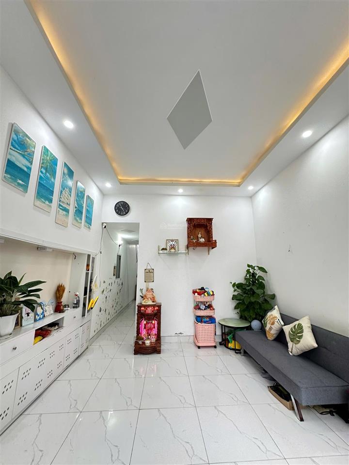 Bán nhà hẻm ô tô sổ riêng thổ cư phường thắng nhất, vũng tàu