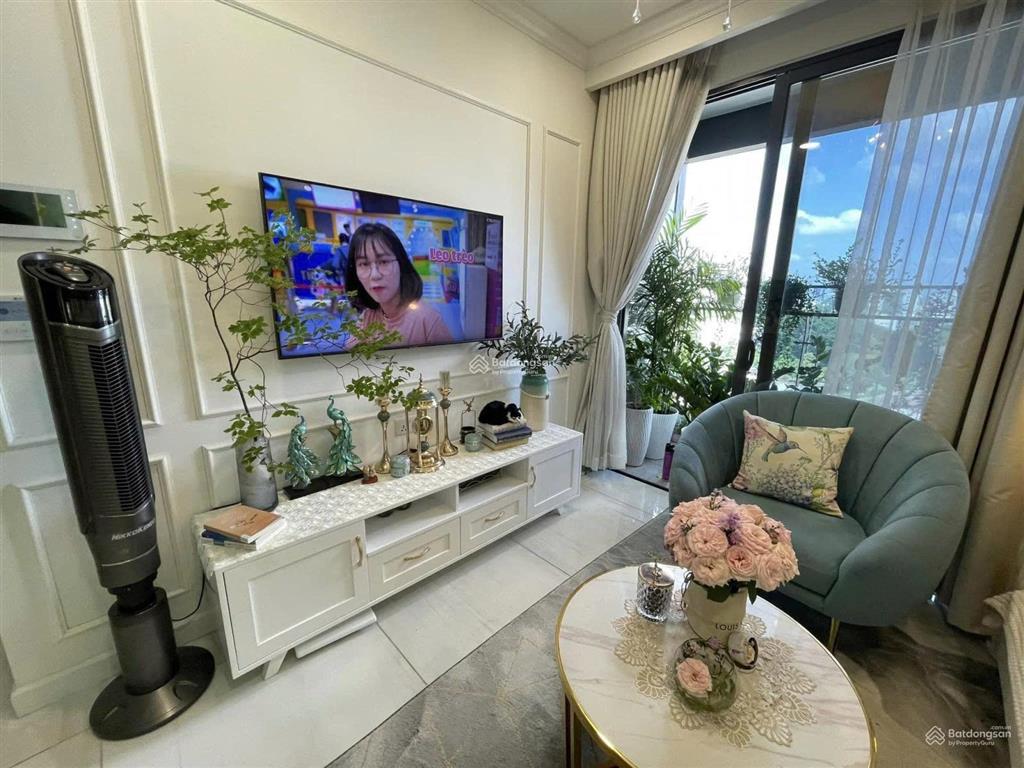 Cho thuê chcc xi grand court, quận 10. dt 80m2, 2pn, 2wc, 18 tr/th nhà đẹp ở liền. tùng
