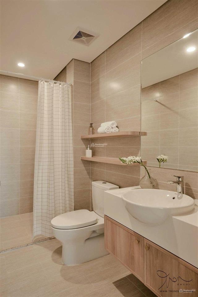 Cần cho thuê căn hộ saigon pavillon dt 80m2, 2pn, 2wc. giá 30 triệu/th.  0939 586 *** thanh tùng