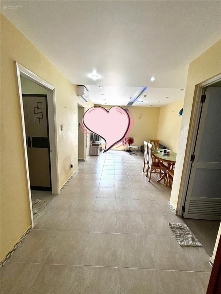 Chính chủ bán căn hộ ehome 3 căn góc, 2pn,2 wc, 66m2, full nt, 2,4 tỷ