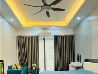 Bán nhà hxh khu hà đô, 60 m2,3 tầng, 8 phòng, q10