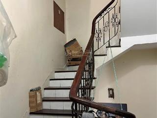 Bán nhà hẻm xe tải cách mạng tháng tám, tân bình, 5 tầng, ngang 4 dài 22, chỉ 11 ty