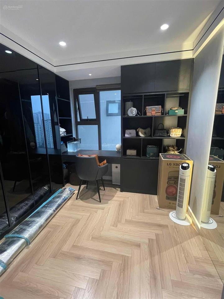 Chính chủ bán gấp căn 3n2vs 108 m2 tại việt đức complex nội thất siêu đẹp, giá 7.6 tỷ