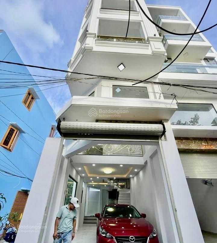 Nhà góc 2 mặt tiền phong cách hiện đại sang trọng kdc bông sao p5 q8