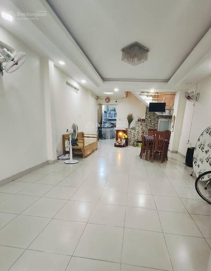 Cần bán nhà 2 tầng mặt tiền ngang 4,5m kinh doanh gần dương bá trạc q8