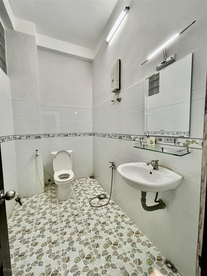 Bán nhà mặt tiền đường kinh doanh ngang 5m khu phạm hùng thông khu cao lỗ phường chánh hưng (p4 q8)