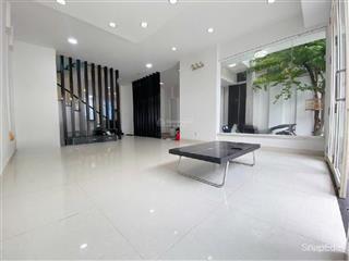 Biệt thự 3 tầng  ngang 9m  kdc phong phú 5