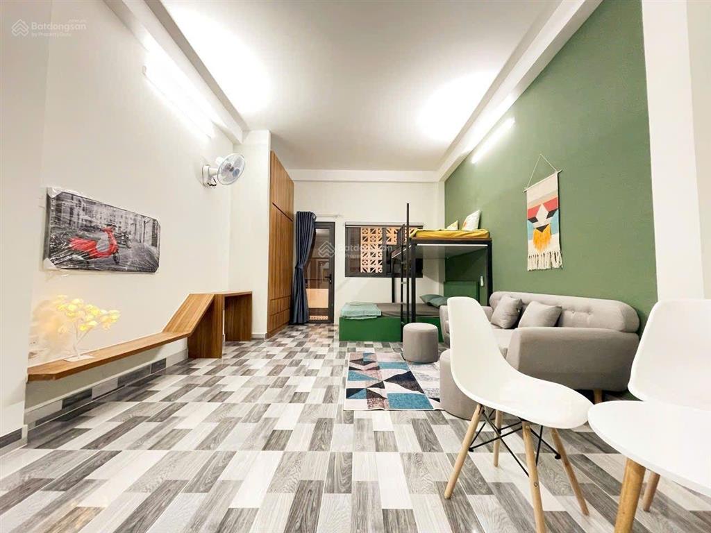 Bán chdv 3,5lầu hxh đường thống nhất, p11, quận  gv