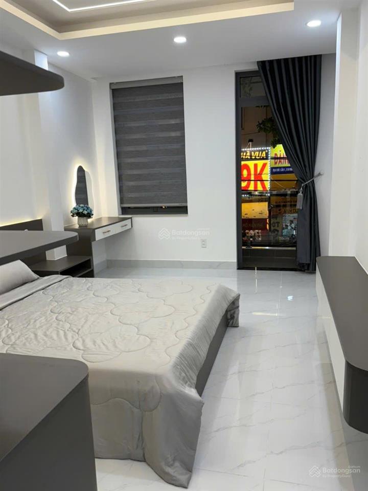 Nhà 2 lầu mặt tiền đường nguyễn văn khối p8 gv