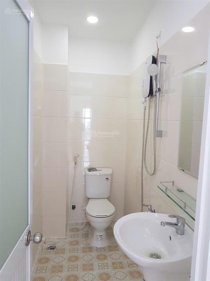 Nhà 1lầu hxh đường thống nhất, p16 , quậngv