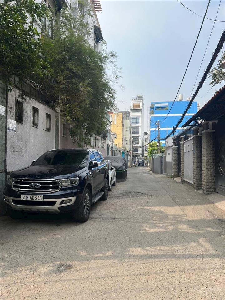 Nhà 3lầu hxh đường lê quang định ,p7, quận  bt