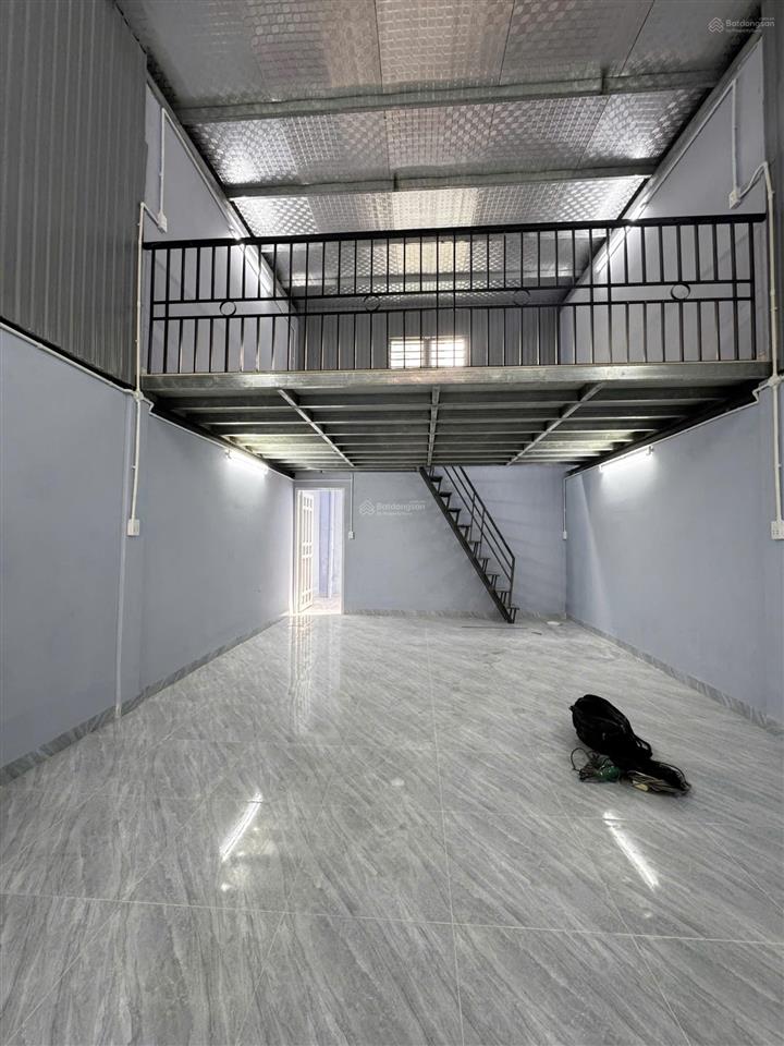 Cho thuê kho, nhà xưởng ở đường bình lợi, giá 17 triệu vnđ. dt 120 m2. giá 17tr/tháng