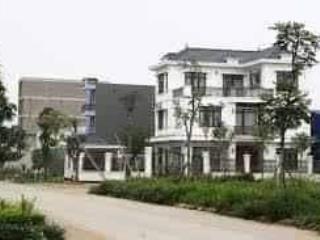 Bán biệt thự mặt hồ 480m2 tại phố nối hưng yên