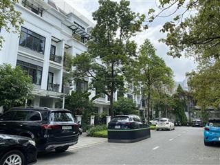 Bán liền kề vinhomes gardenia duy nhất 1 căn 6 tầng thang máy tài chính nhỉnh 40 tỷ.