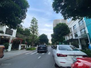 Trục chính kd, vài bước tới đường hàm nghi.
vị trí hot nhất của khu liền kề vinhomes gardenia