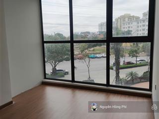 Cần bán căn hộ 85m2 view hồ sài đồng giá 5,7 tỷ bao thuế phí hàng xóm vinhomes riverside 0947 437 ***