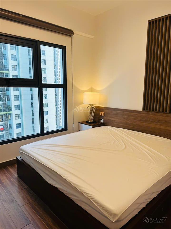 Siêu hiếm! cần bán căn góc 70m2 khu aqua tầng trung hướng mát full nội thất đẹp. cam kết ko quay xe