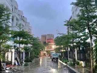 Bán LK Từ Liêm- Đại Mỗ, 106m, 5T, Vỉa hè, ô tô tránh, Ở cực sướng, giá nhỉnh 21 tỷ