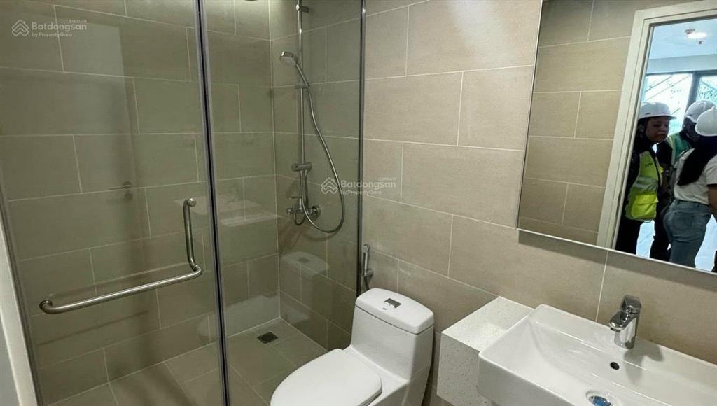 Bán căn 3pn  dt 106m2 view lm 81, sông sg tầng 20 giá 7tỷ350 all in. xem nhà 24/7