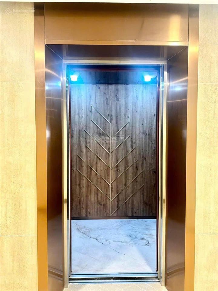 Bán căn 3pn  dt 106m2 view lm 81, sông sg tầng 20 giá 7tỷ350 all in. xem nhà 24/7