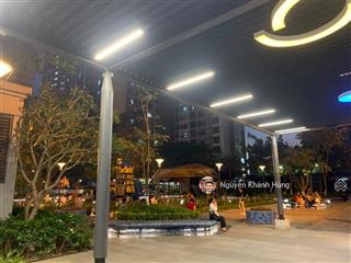 Bán chung cư golden 136 hồ tùng mậu, dt 77m2 gồm 2 ngủ 2 wc, khách, bếp. giá chào 5,75 tỷ