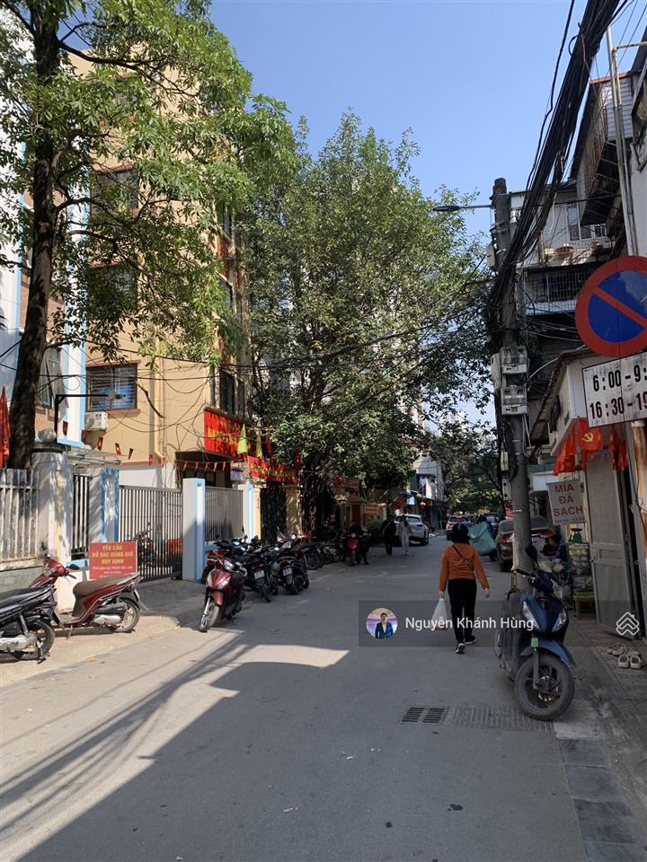 Bán nhà tập thể thanh xuân, lô góc, sổ đỏ, ô tô tránh, ngõ thông, 1 ngủ, khách, bếp, wc, giá 3,35tỷ