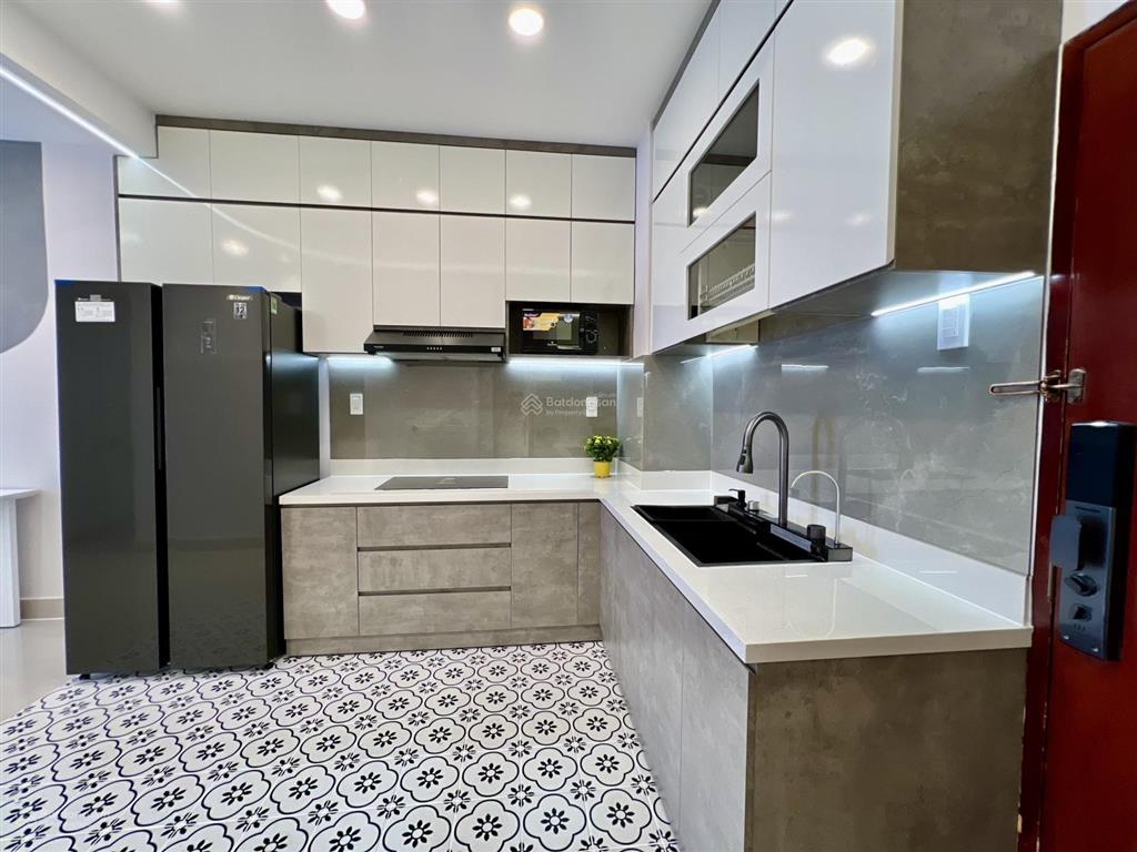 Bán gấp căn hộ sky garden ii, 5.49 tỷ, 71.4m2, 2pn, 2wc, view hồ bơi tuyệt đẹp