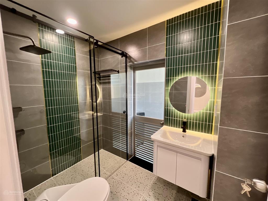 Bán gấp căn hộ sky garden ii, 5.49 tỷ, 71.4m2, 2pn, 2wc, view hồ bơi tuyệt đẹp