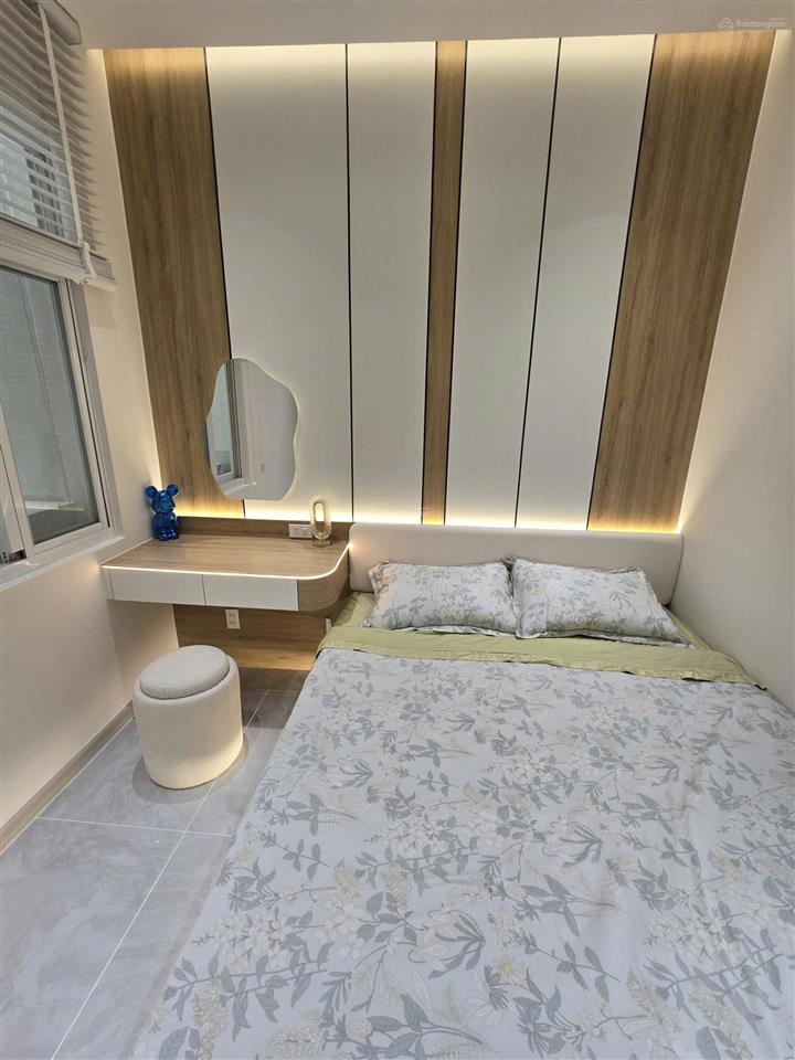 Bán gấp sân vườn sky garden 3, 9.6 tỷ, 98m2, 3pn, 2wc ở tân hưng, tp.hcm