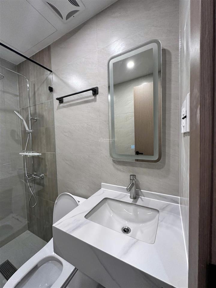 Bán căn hộ sky garden 1, có hđt 21tr/tháng. 3 phòng ngủ 2 toilet. giá 6.3 tỷ