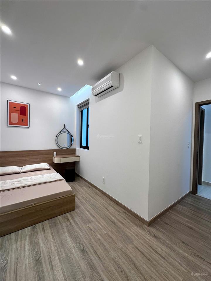 Bán căn hộ sky garden 1, có hđt 21tr/tháng. 3 phòng ngủ 2 toilet. giá 6.3 tỷ