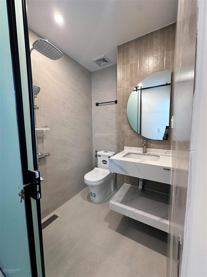 Bán căn hộ sky garden 1, có hđt 21tr/tháng. 3 phòng ngủ 2 toilet. giá 6.3 tỷ
