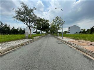 Lô nhà phố đường nội bộ mát mẻ, 6x22m chỉ 45tr/m2. chuyên phú xuân  0901 646 ***.