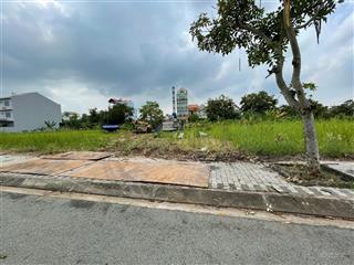 Lô biệt thự view công viên giá tốt, chỉ 44tr/m2. chuyên phú xuân  0901 646 ***