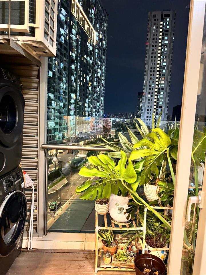 Bán căn angia riverside 3pn2wc 79m2, full nt như hình, sẵn sổ, 4,5 tỷ tầng trung.  0901 646 ***