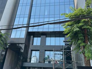 Chính chủ bán gấp toà văn phòng mặt đường bưởi 105m2 x mt 10.5m, 9 tầng thang máy, có hầm, lô góc
