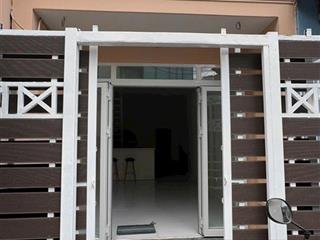 Nhà mtkd ngay gần ngã tư mk
đường 7m có vỉa hè, vị trí kinh doanh siêu vip chỉ 5tỷ