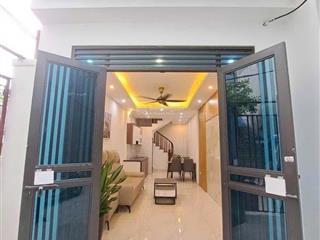 Bán nhà nam dư, hoàng mai 30m2, 5 tầng, 3 ngủ , hơn 5 tỷ