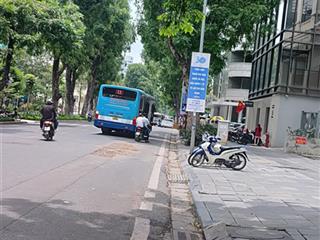 Bán nhà mặt phố trần đại nghĩa diện tích 62m2 5 tầng kinh doanh đỉnh. =vỉa hè rộng, mặt tiền