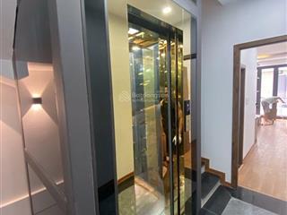Bán siêu phẩm có 1 không 2 duy nhất tại quận hai bà trưng. nhà xây mới cực kỳ tâm huyết .thang máy