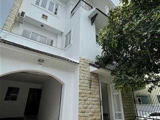 Bán nhà đường bạch đằng diện tích 7x20m trệt 2 lầu