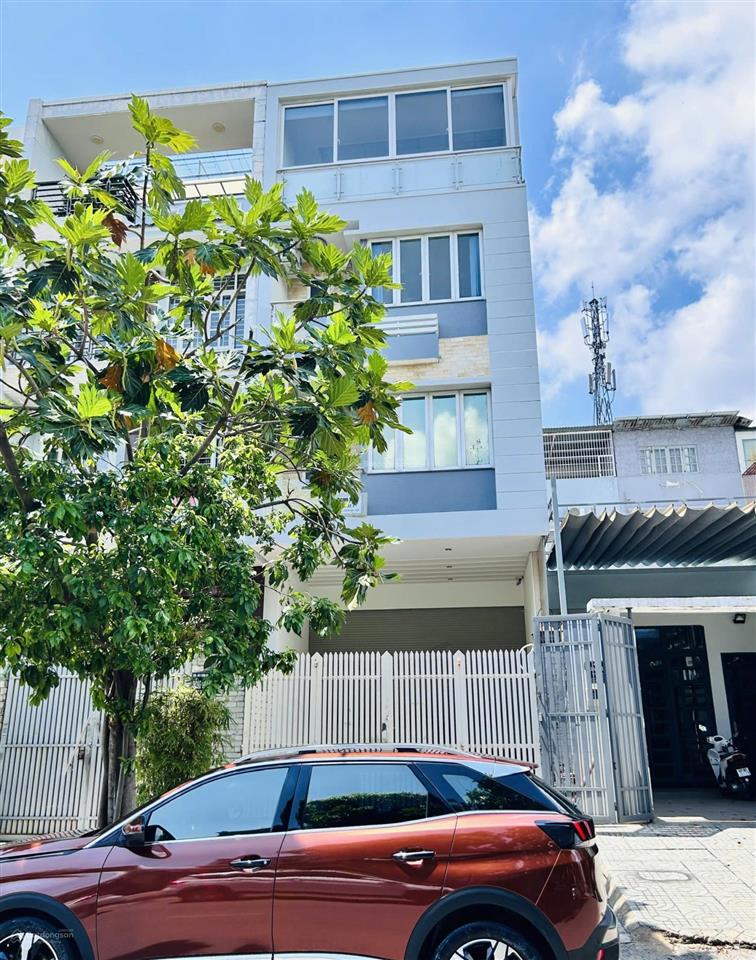 Bán nhà hẻm 778 nguyễn kiệm diện tích 4x19m trệt 3 lầu