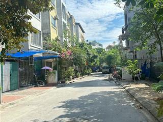 Chính chủ tôi cần bán lô đất tái định cư phân lô tu hoàng đường ô tô tránh nhau