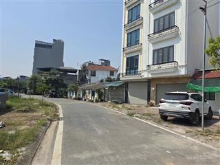 Chính chủ gửi bán 1 số đất phương canh  xuân phương , tu hoàng vị trí đẹp .giá tốt