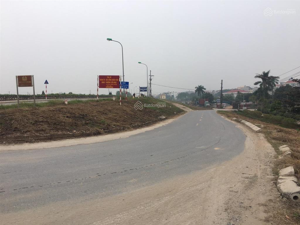 Bờ đê liên mạc đường ô tô tránh nhau giá tốt để đầu tư