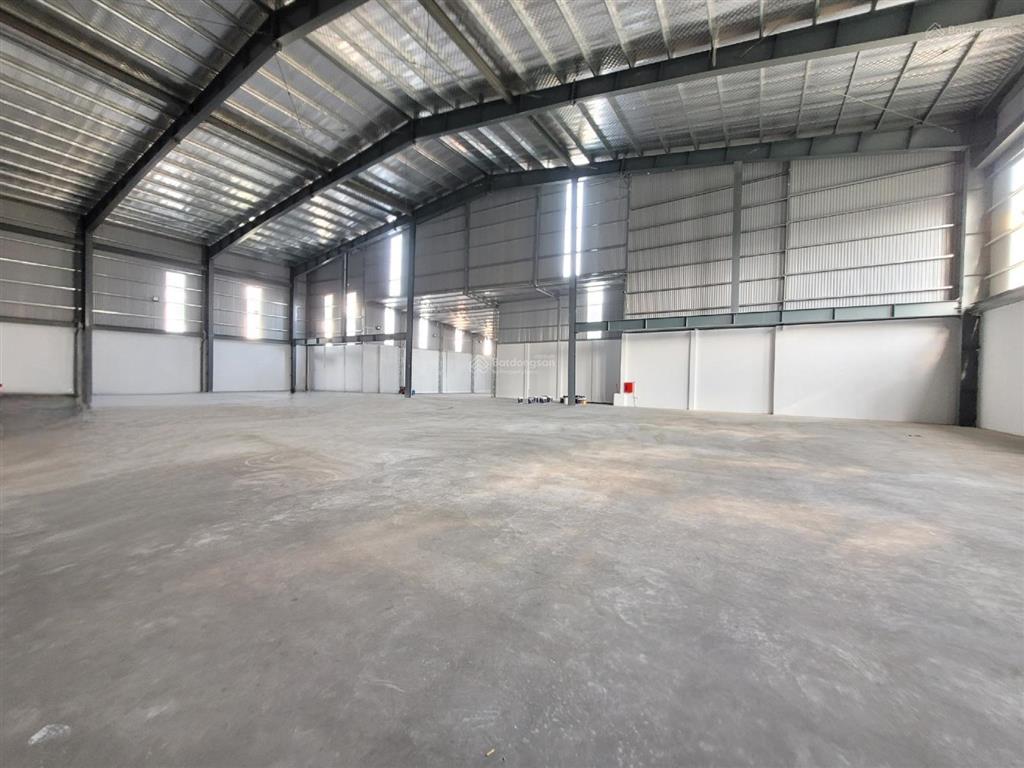 1600m2 xưởng mặt quốc lộ 6, biên giang, xe container vào tận nơi