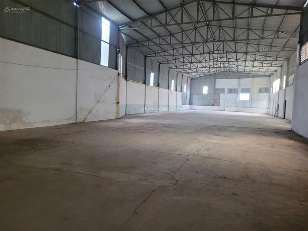 Cho thuê gấp kho xưởng 1200m2, container đỗ cửa tại biên giang, hà đông