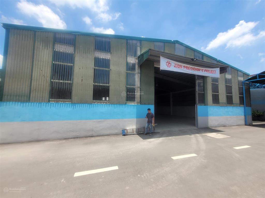 Cho thuê gấp 1000m2 kho xưởng trong cụm cn biên giang, hà đông