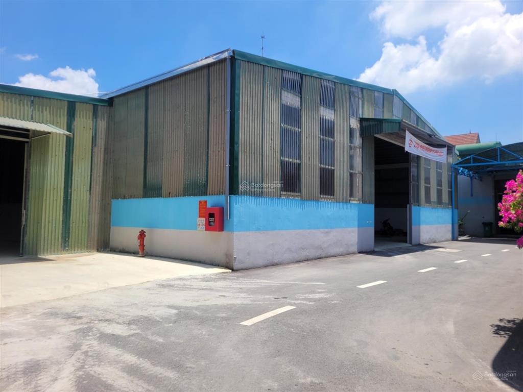 Cho thuê gấp 1000m2 kho xưởng trong cụm cn biên giang, hà đông