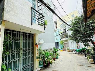 Nhà nhỏ xinh xắn hẻm 154 âu dương lân quận 8. nhà 2 tầng  1 tỷ 880  hướng nam.  em tú để xem
